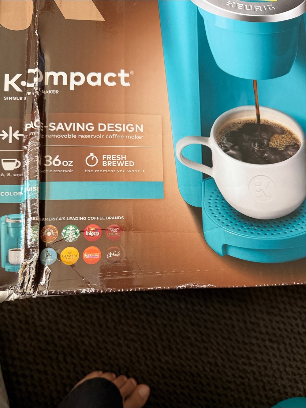 Brand New Keurig Single Serve Coffee Maker in Turquoise Blue